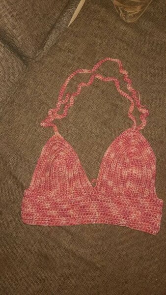 Haut crochet rose femme