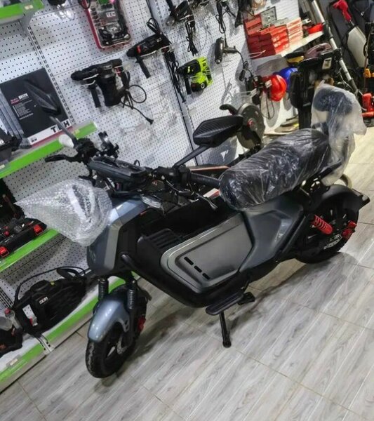 Scooter électrique moderne