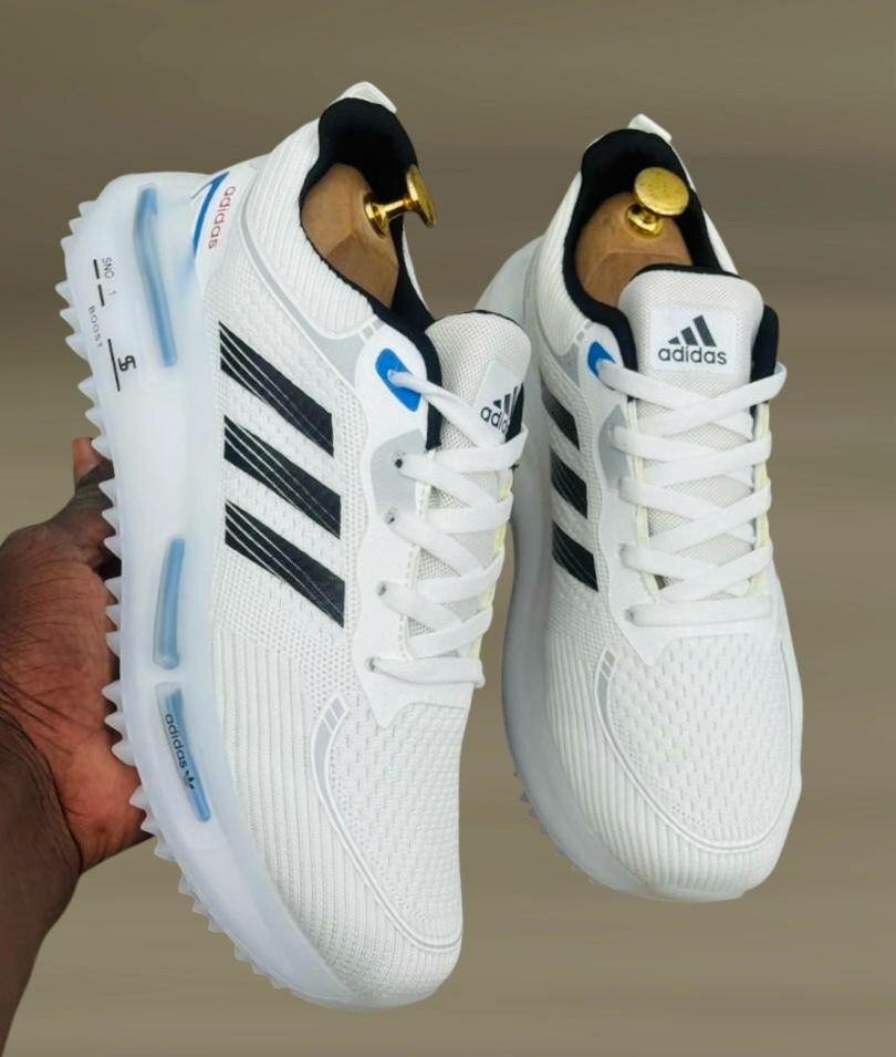 Baskets Adidas blanches confortables