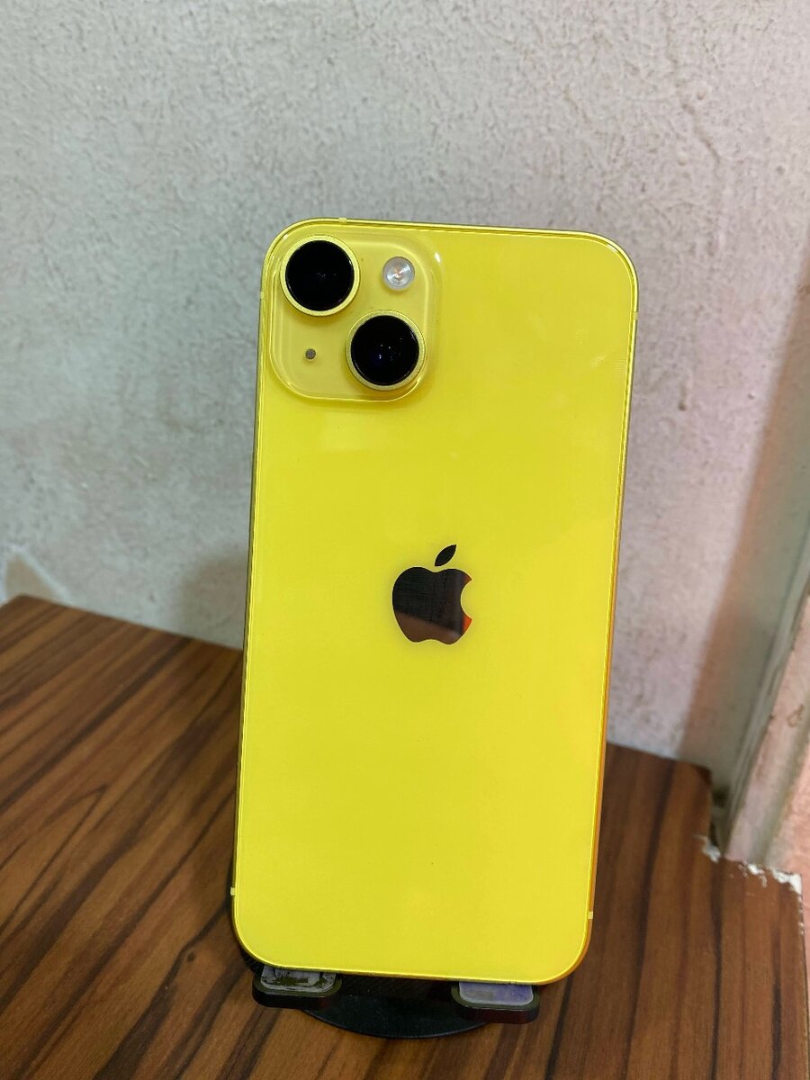 iPhone14Jaune Brillant 128 Go