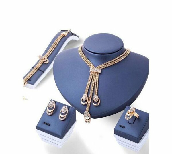 Parure bijoux femme dorée complète