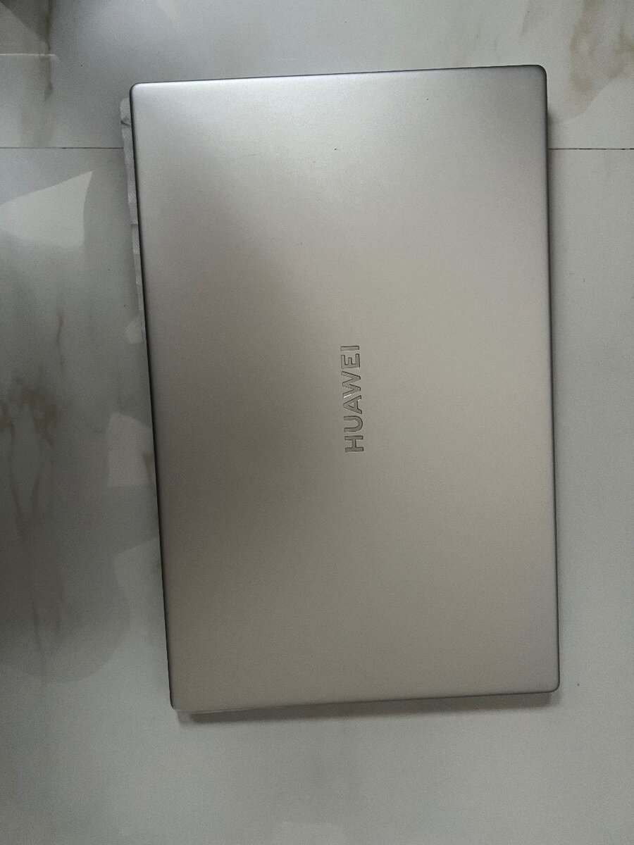 HUAWEI LAPTOP