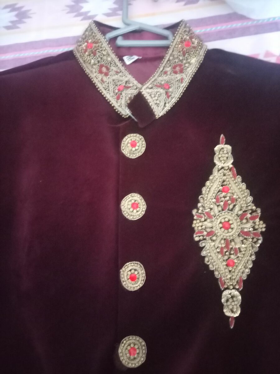 Sherwani + kulla + khussa