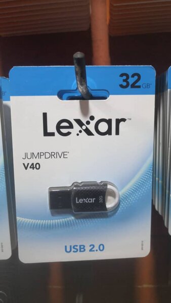 Clé USB Lexar JumpDrive 32Go
