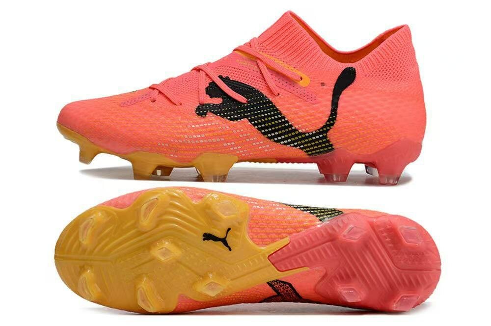 Paires de crampons