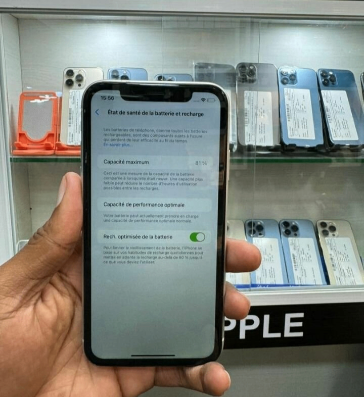 iPhone XR Blan