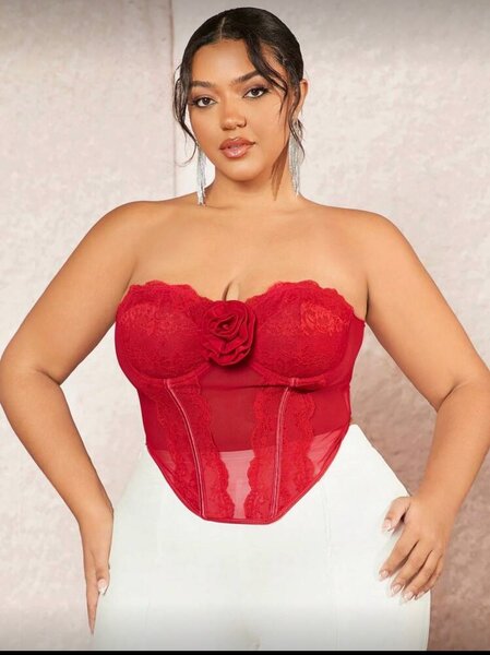 Corset bustier rouge dentelle