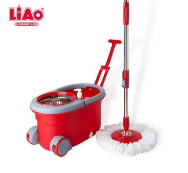 Automatic spin mop and bucket