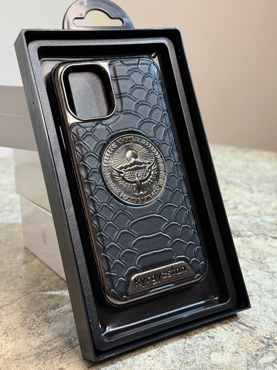 Чехол для телефона с гербом КР.