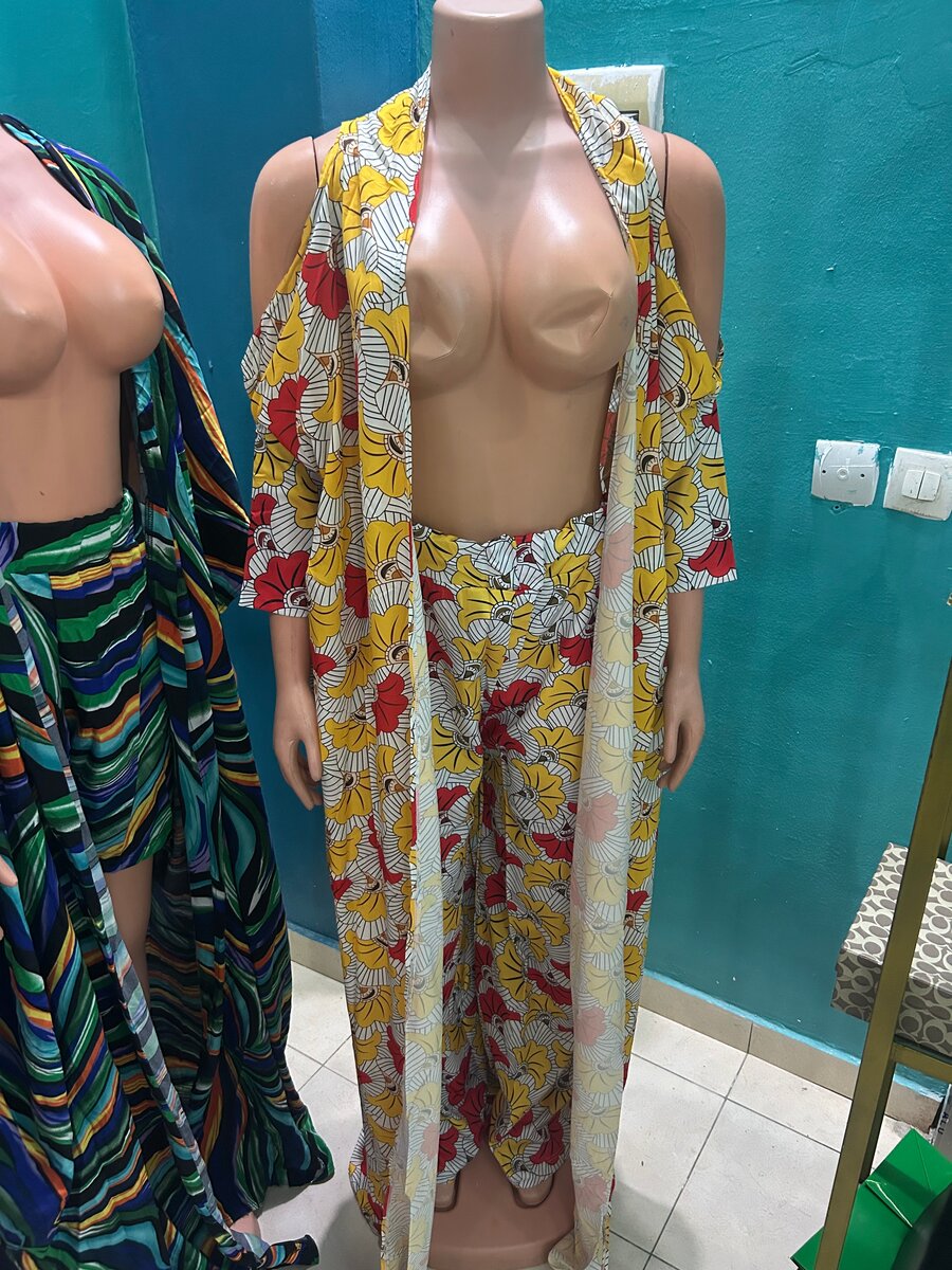 Ensemble floral femme fluide