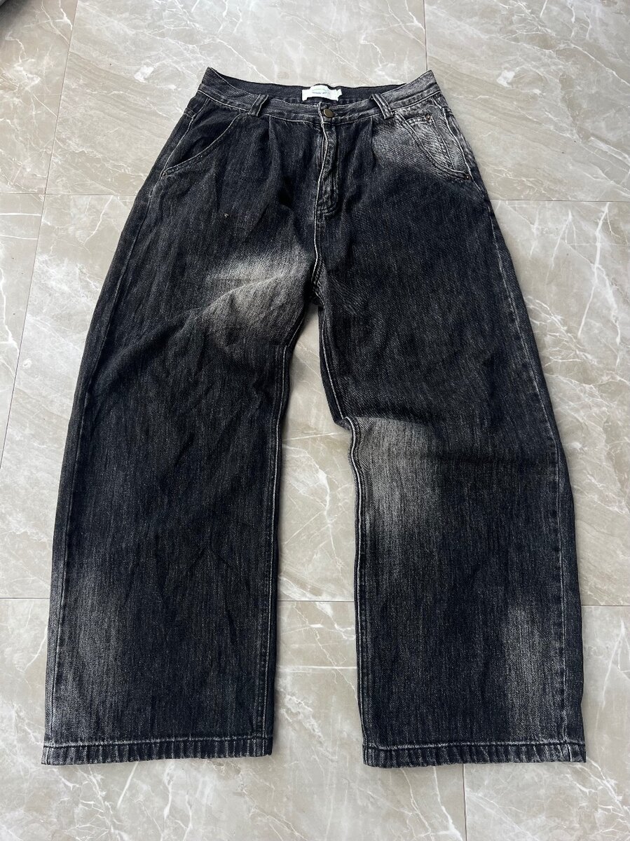 Baggy jeans