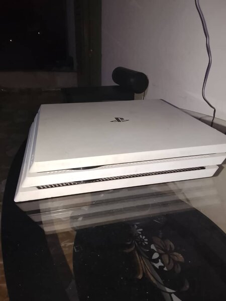 Console Sony PS4 Pro Blanc