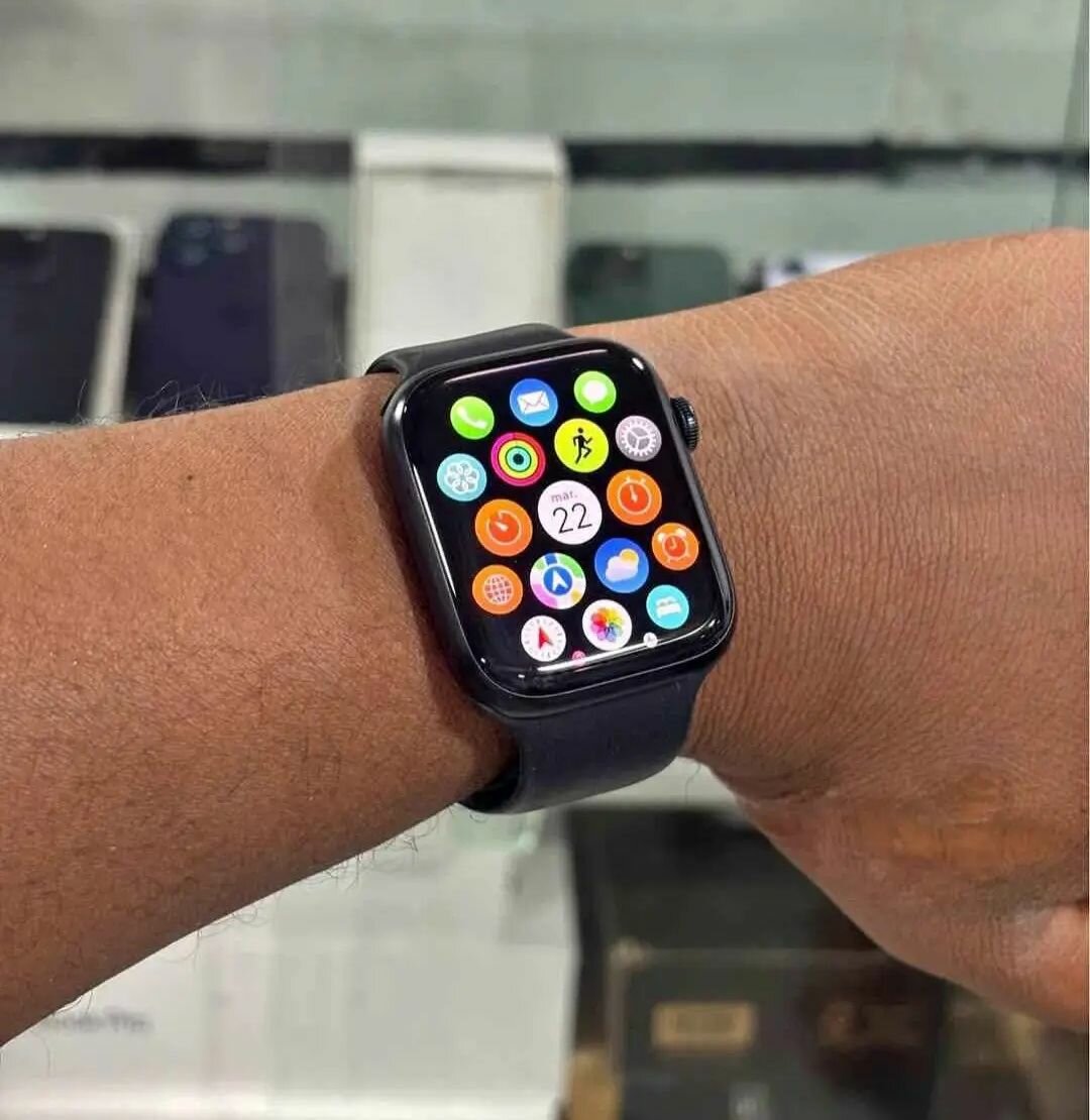 Montre connectée Serie 10