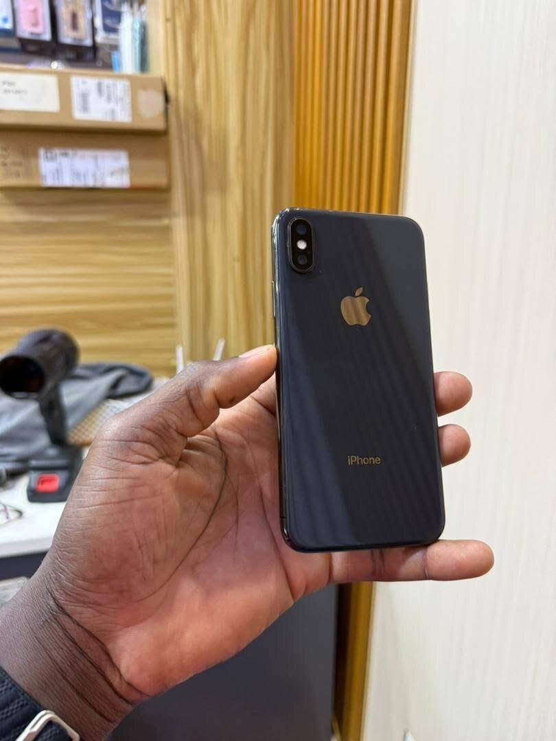 iPhone X 64GB Noir Débloqué