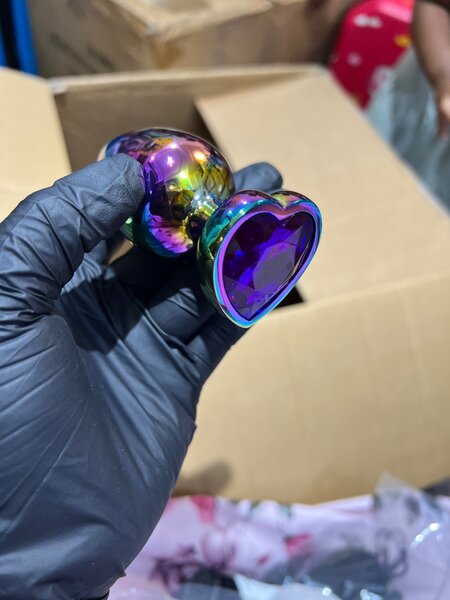 Plug anal en acier arc-en-ciel