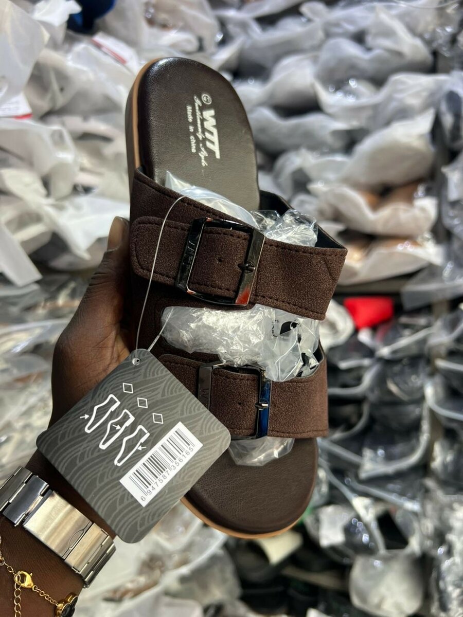 Sandales Confort Unisexe Boucle