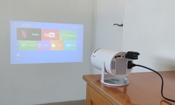 Flick SMART Projector