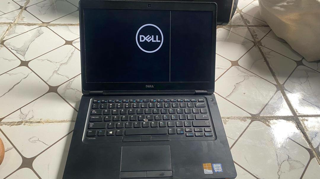 Dell Laptop 14" Professionnel