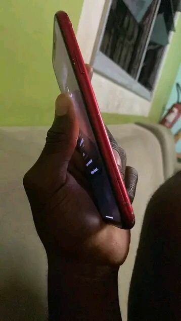 iPhone XR Rouge Élégant