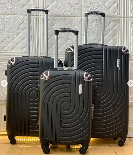 Set of 3 suitcases black