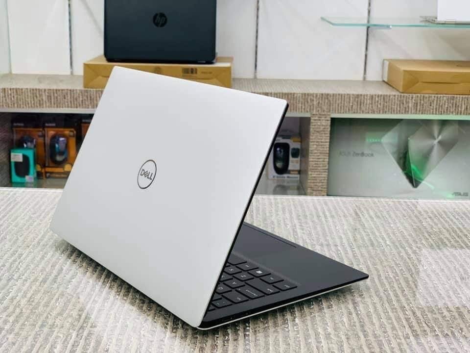Dell XPS 9380