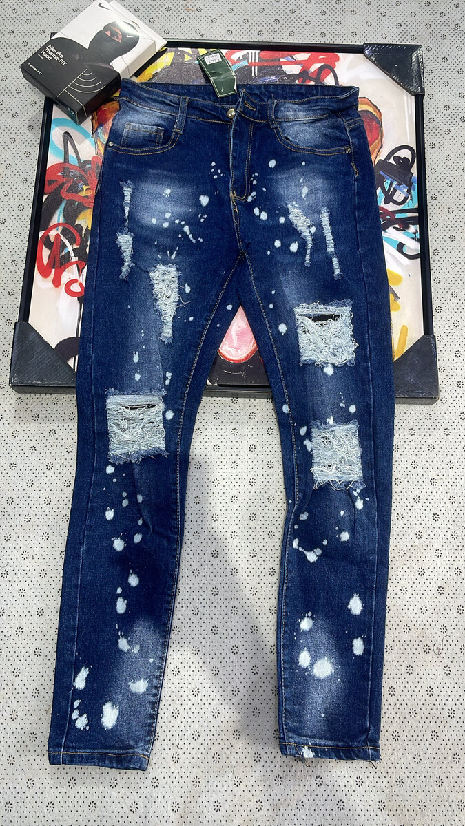 Jeans décontractés effet déchiré