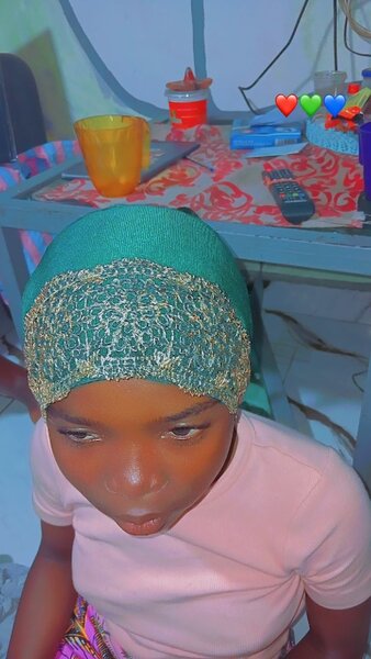 Foulards en dentelle colorés