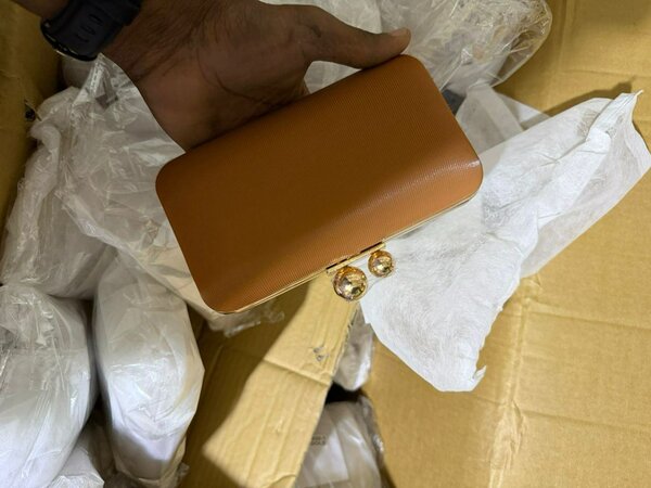 Clutch en cuir élégant