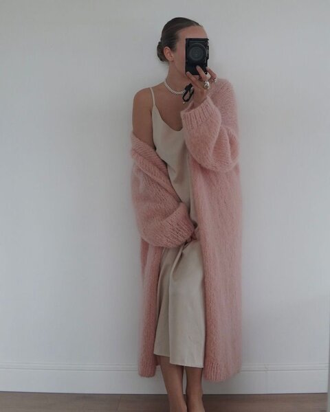 Robe en maille longue rose