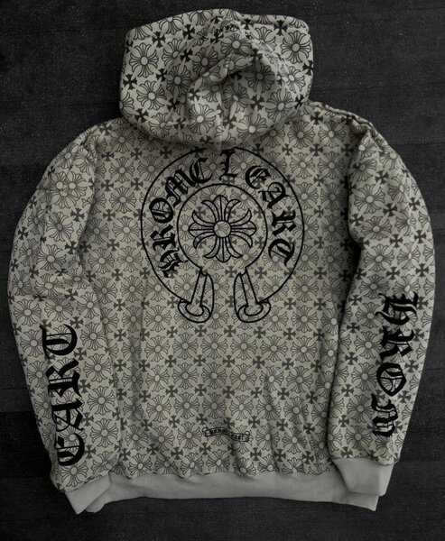 Sweat à capuche Chrome Hearts moderne