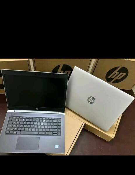 Ordinateur portable HP moderne