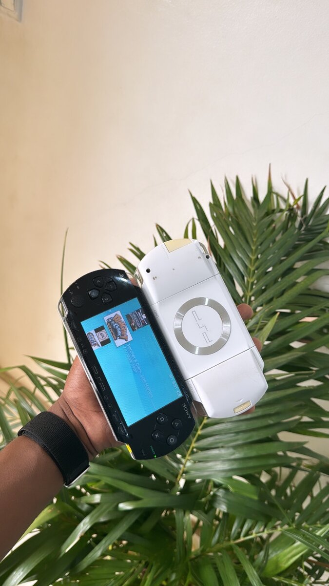 PSP propre avec plusieurs jeux