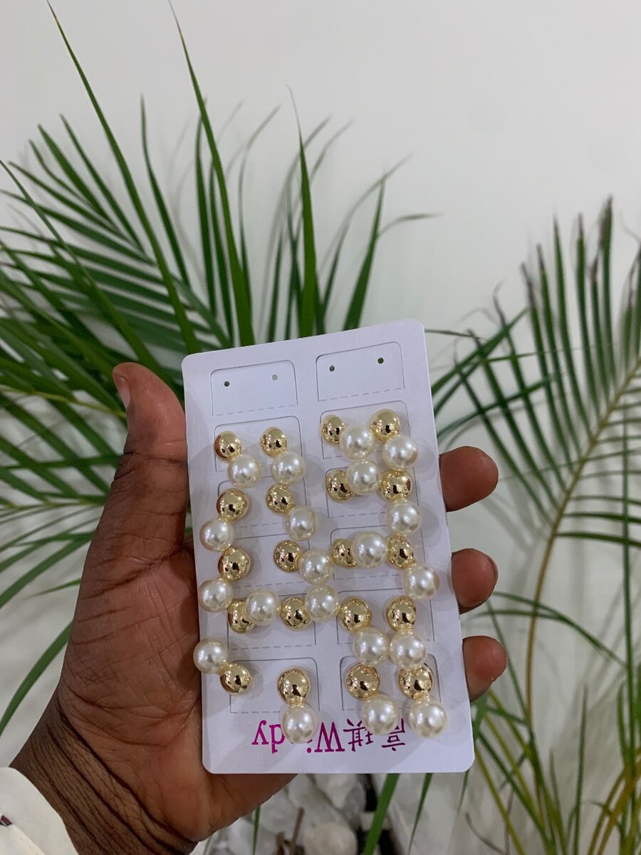 Pearl earrings