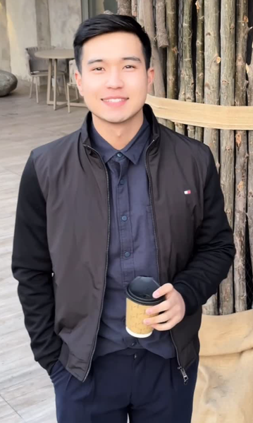 Бомбер черный