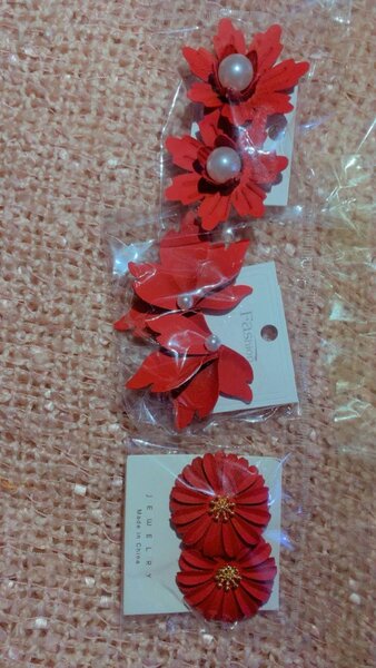 Boucles d'oreilles fleurs colorées