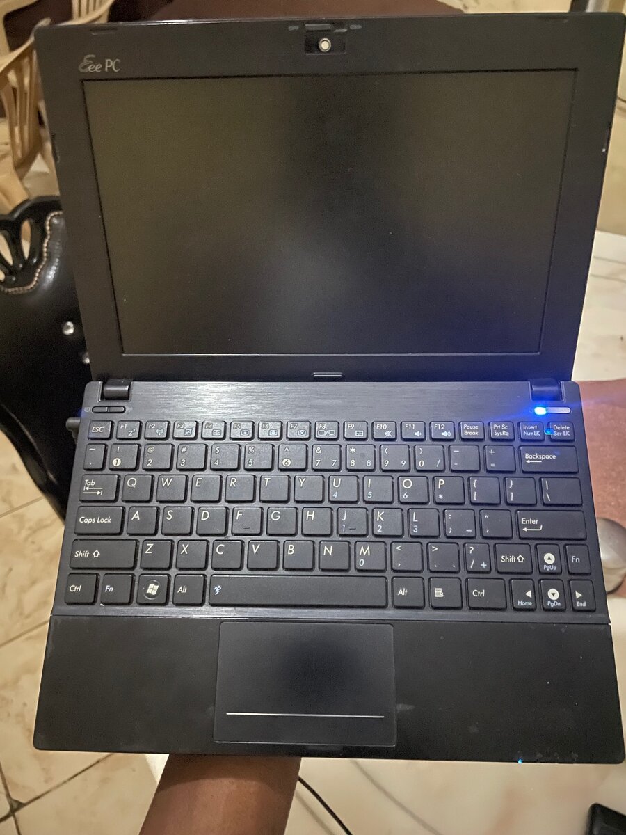 ASUS mini laptop