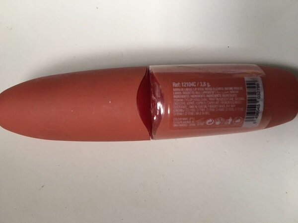 Rouge à lèvres mat longue tenue