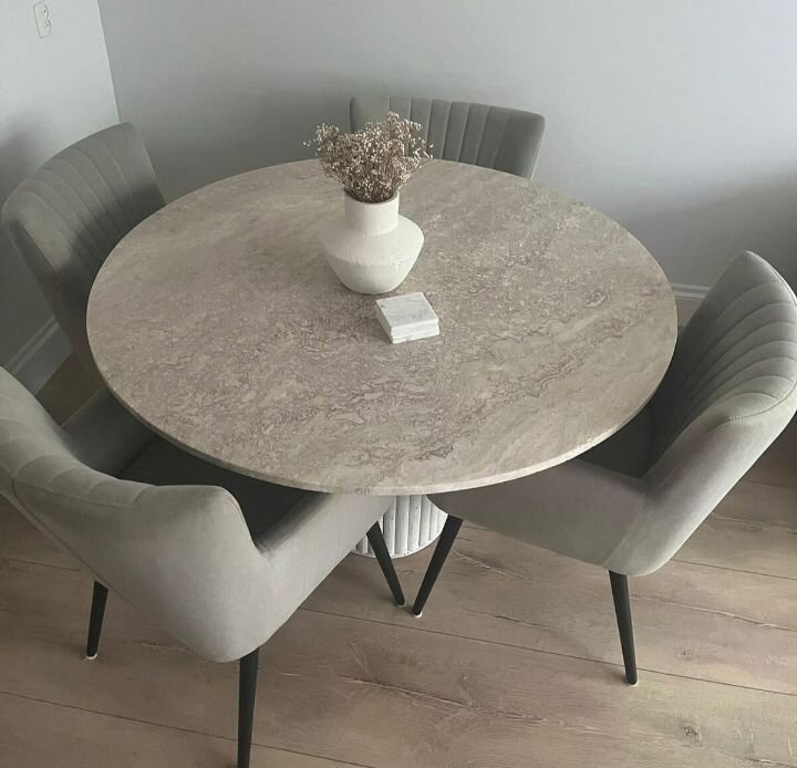 Table à manger ronde moderne