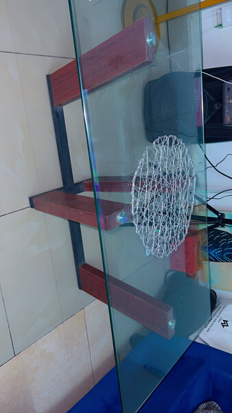 Table basse en verre moderne
