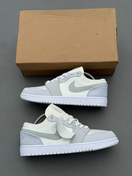 Baskets basses blanches Nike