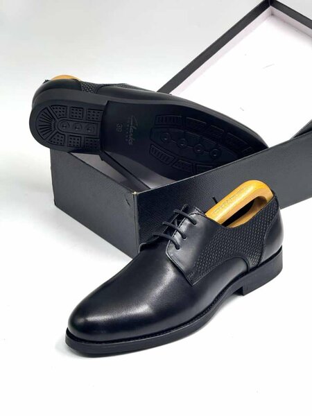 Solid Leather Executive Shoes