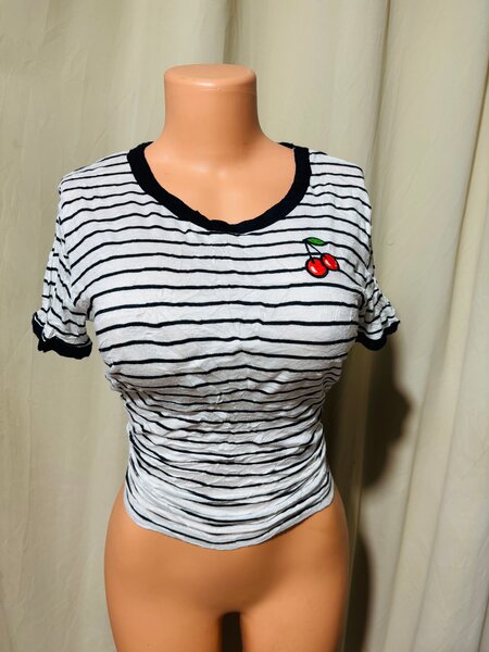 T-shirt rayé cerises