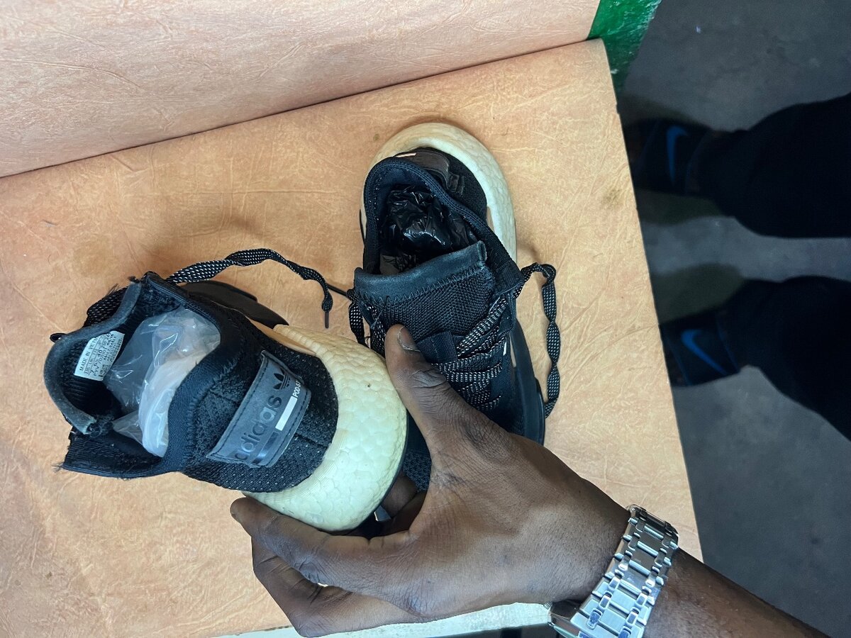 Chaussures de sport Adidas