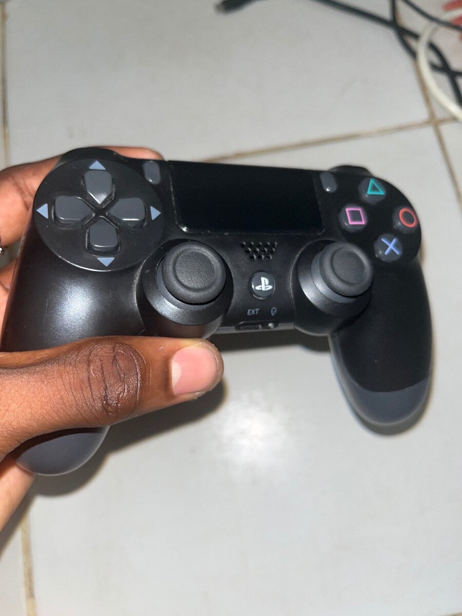 DualShock 4 Nikel