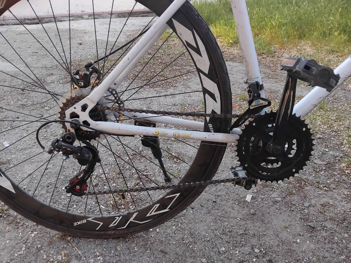 Шоссейный велосипед