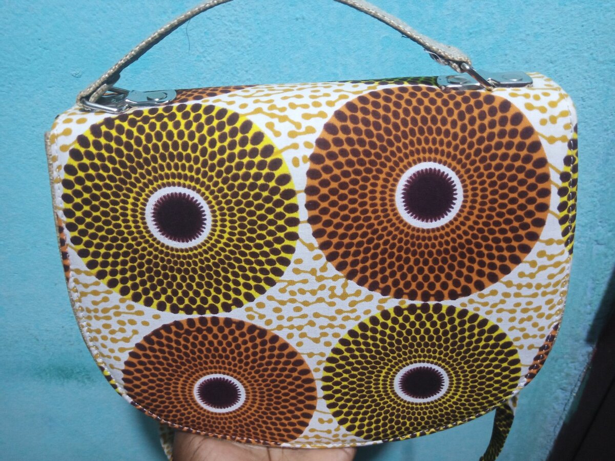 Sac à main en motifs de pagne