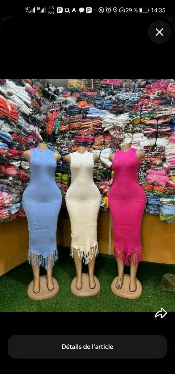 Robe moulante rayée élégante