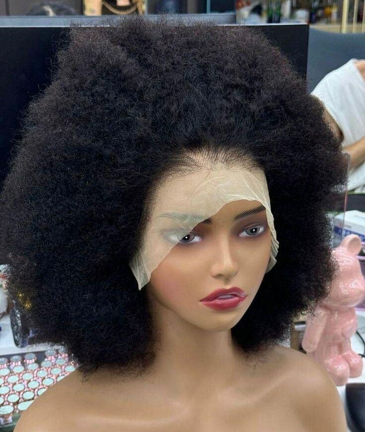 Perruque en dentelle bouclée