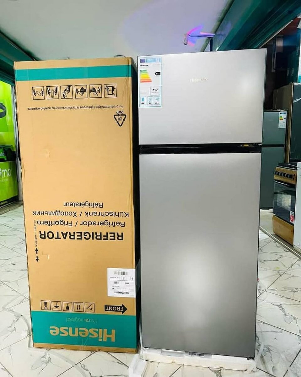HISENSE TOP FREEZER