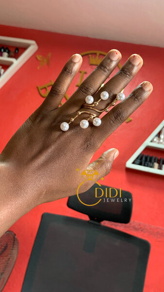 Bague élégante perles or